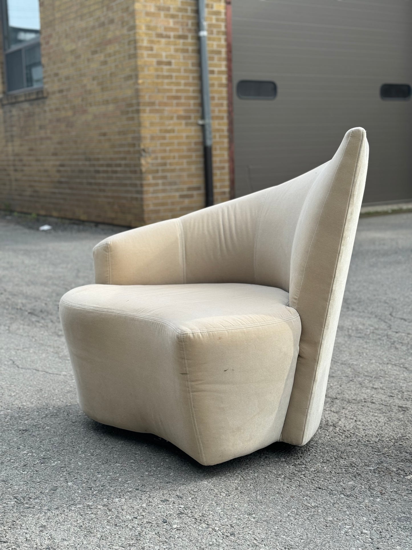 Vladimir Kagan Bilbao Swivel Lounge Chairs, set of 2