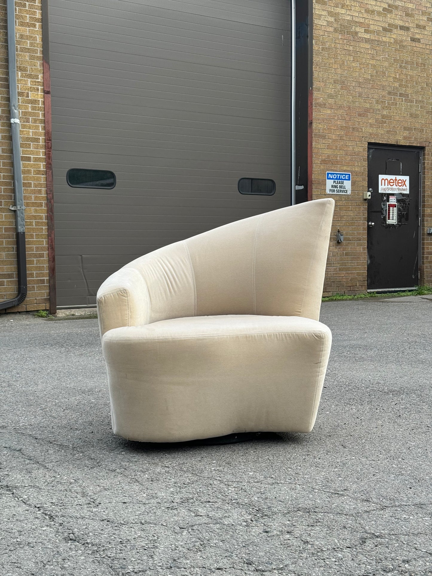 Vladimir Kagan Bilbao Swivel Lounge Chairs, set of 2