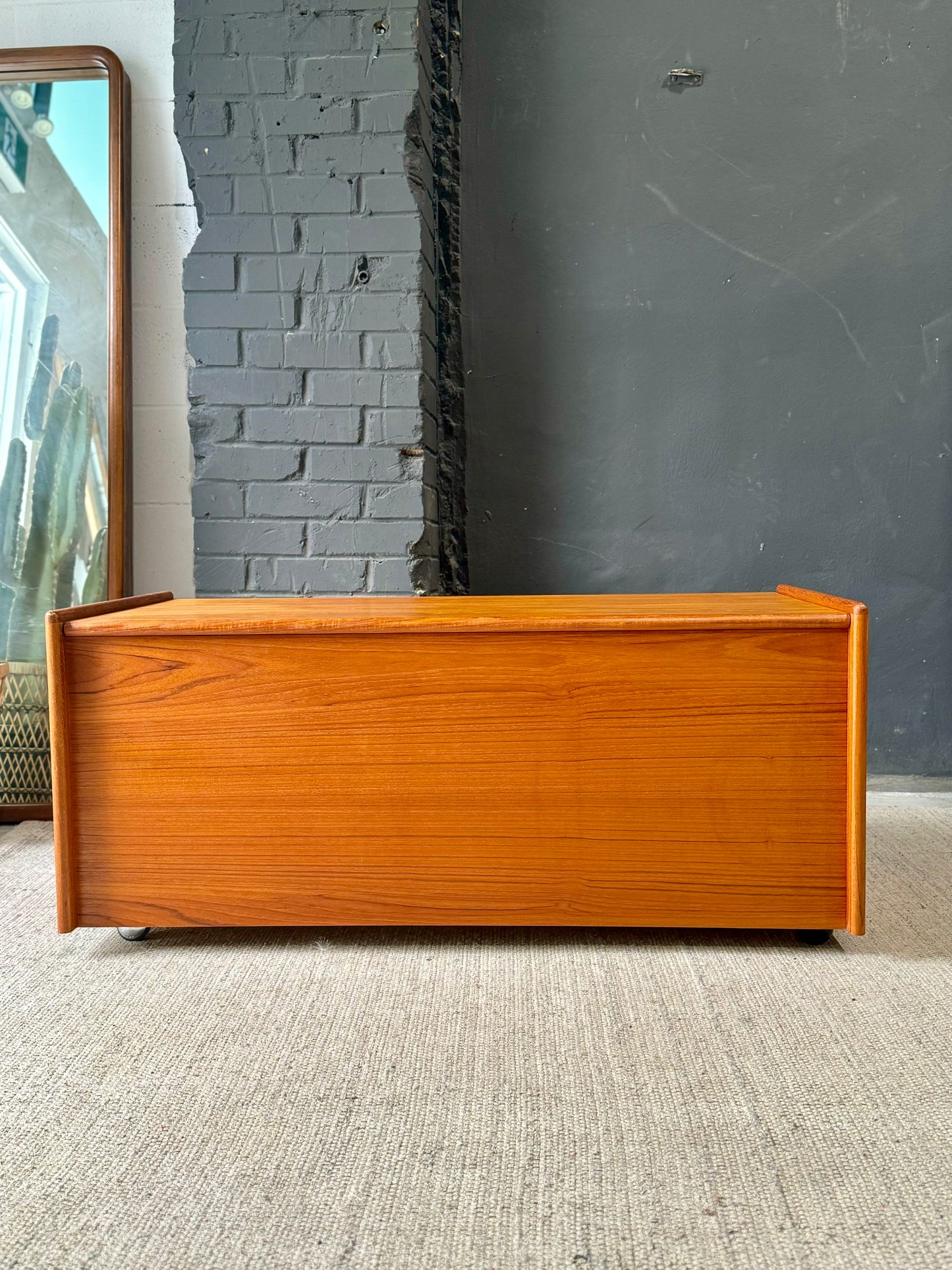 Vintage Teak Bench/Chest/Coffee Table