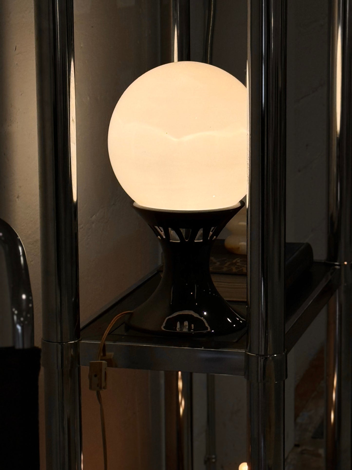 Vintage 1950’s Imperial Globe Lamp