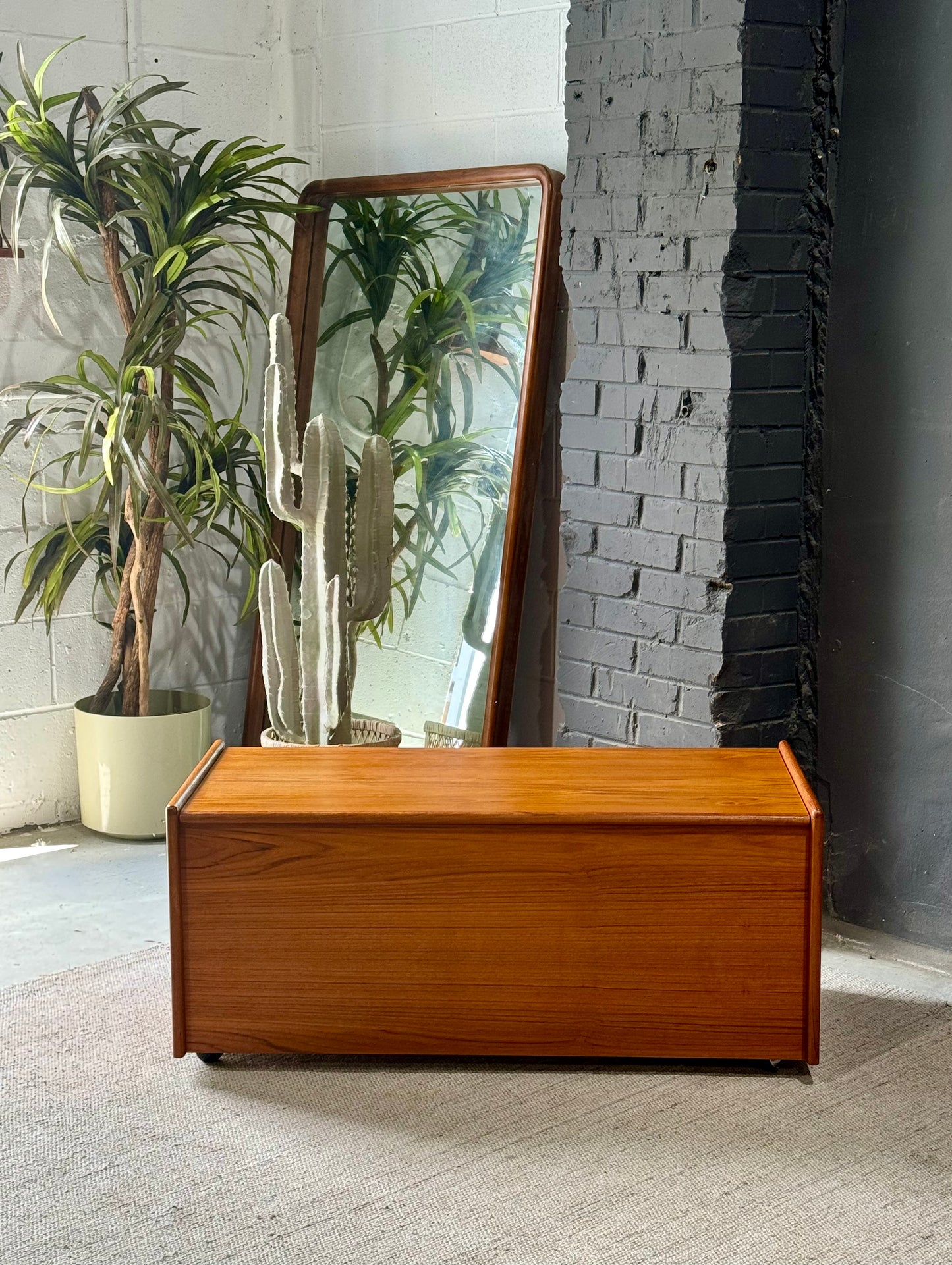 Vintage Teak Bench/Chest/Coffee Table