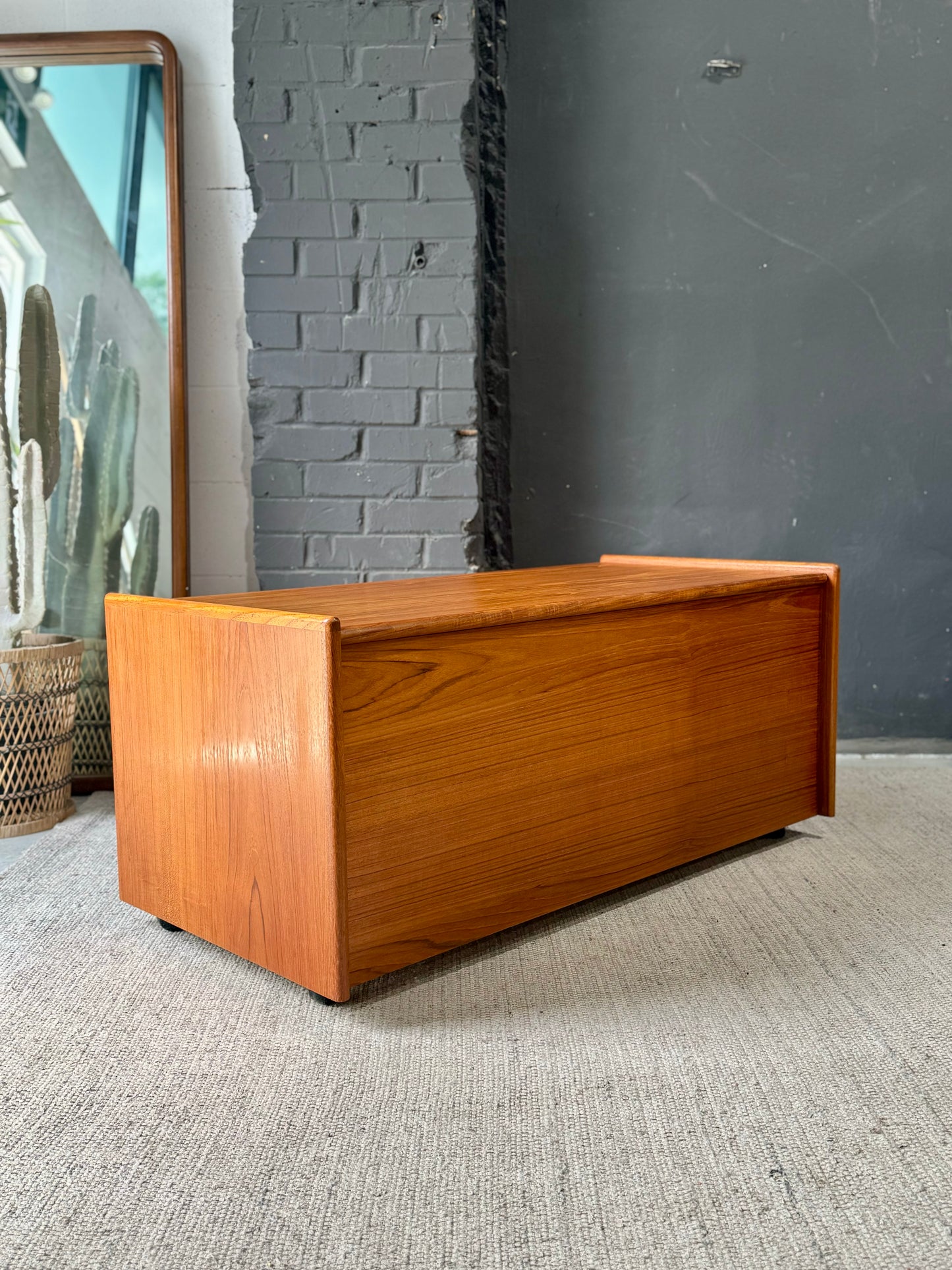 Vintage Teak Bench/Chest/Coffee Table