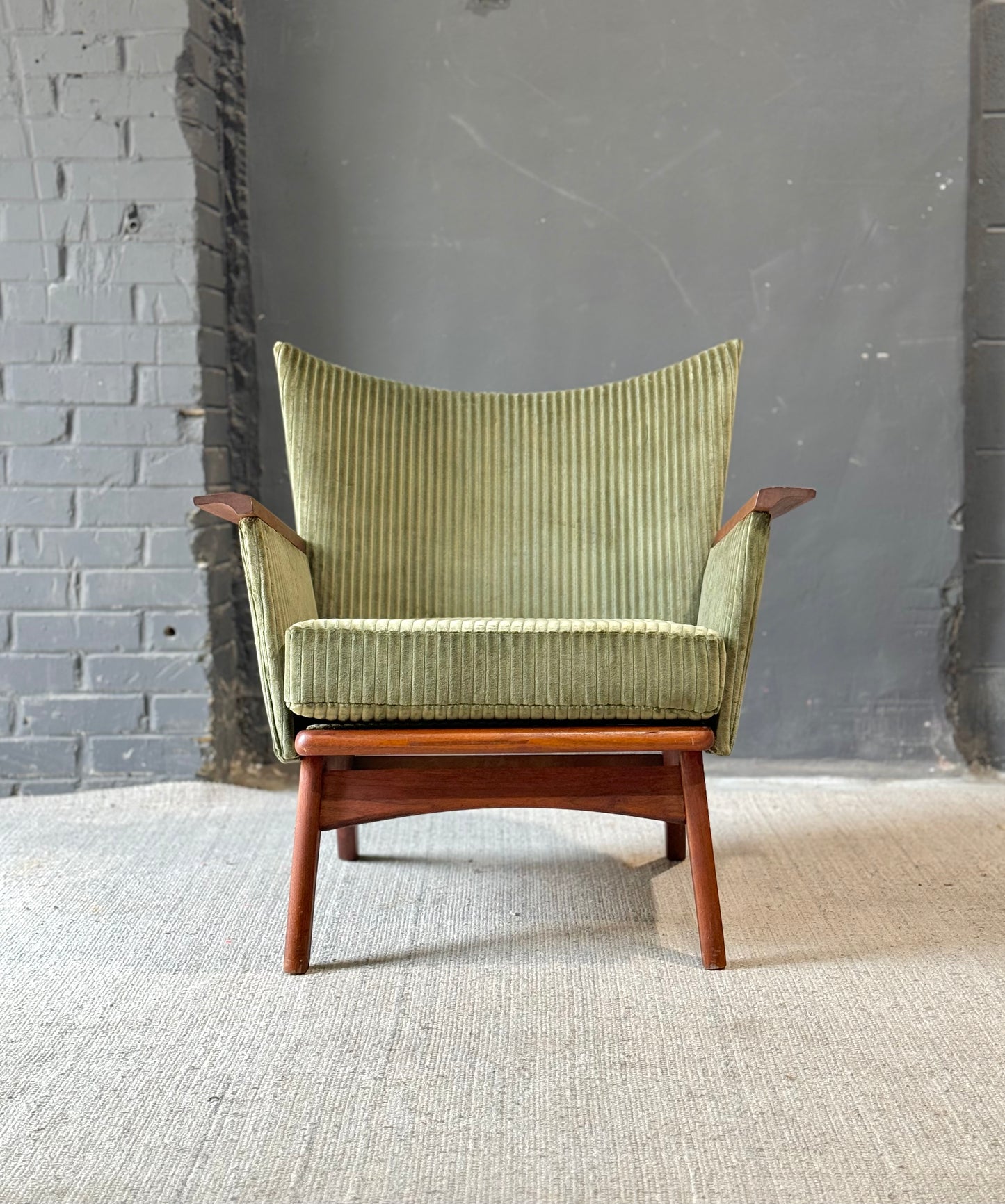 Adrian Pearsall for Craft Associates Walnut Lounge Chair